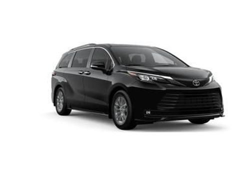 New 2026 Toyota Sienna XLE image 15