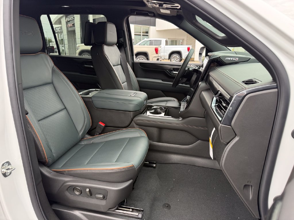 New 2026 GMC Yukon XL AT4 w/ AT4 Premium Plus Package AWD/4WD image 33