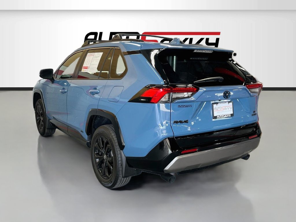 Used 2024 Toyota RAV4 SE AWD/4WD image 5