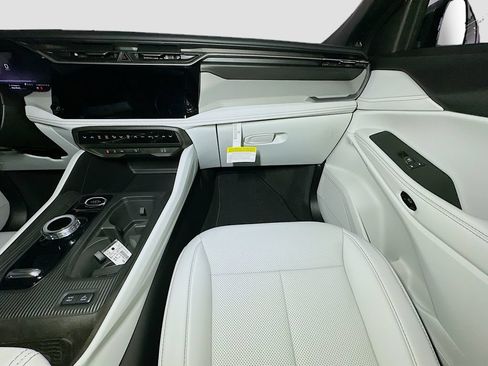 New 2026 Jeep Cherokee Limited AWD/4WD image 25