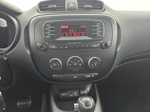Used 2015 Kia Soul FWD image 17