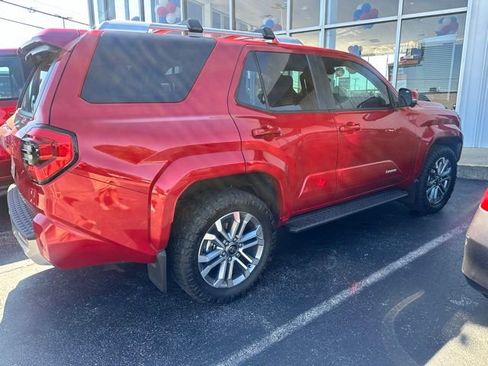 Used 2025 Toyota 4Runner Limited AWD/4WD image 16