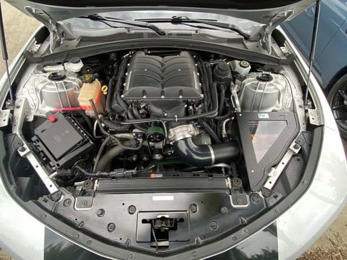 Used 2016 Chevrolet Camaro SS RWD image 34