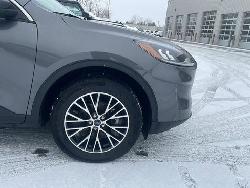 Used 2022 Ford Escape SEL w/ Technology Package image 21