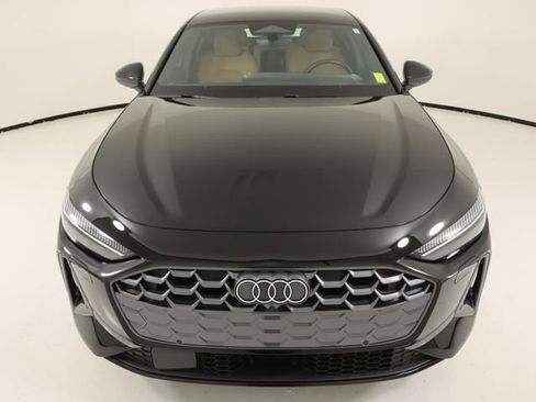 Certified 2025 Audi A5 2.0T Prestige image 8