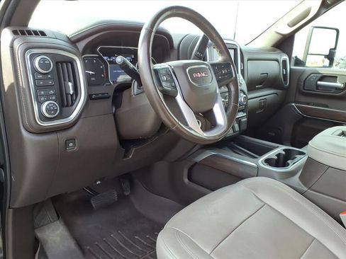 Used 2020 GMC Sierra 2500 SLT w/ SLT Premium Plus Package image 16