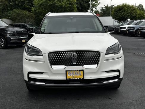 Certified 2023 Lincoln Aviator AWD w/ Premium Package image 2