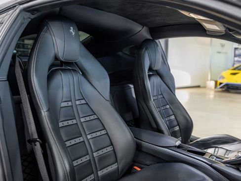 Used 2019 Ferrari 812 Superfast image 33