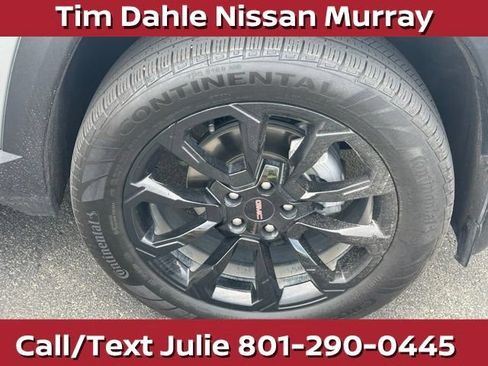 Used 2026 GMC Terrain Elevation w/ Elevation Premium Package AWD/4WD image 13