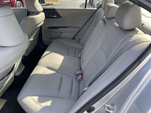 Used 2013 Honda Accord EX-L image 17