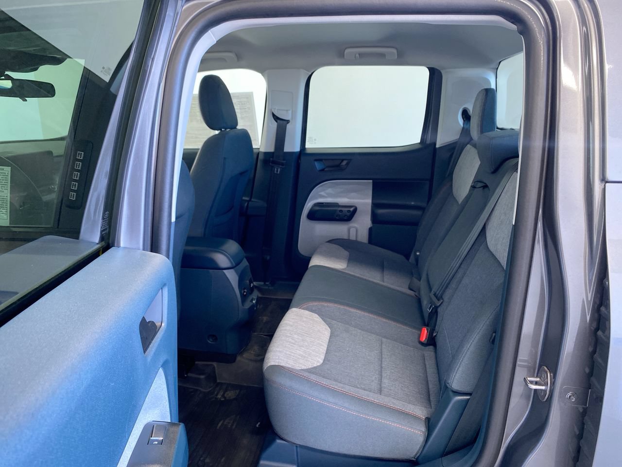 Used 2023 Ford Maverick XLT FWD image 32