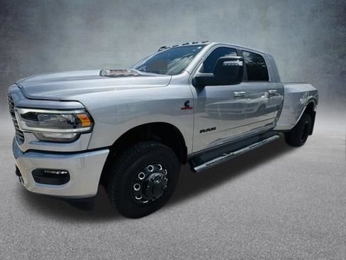 Used 2024 RAM 3500 Laramie w/ Night Edition AWD/4WD image 3