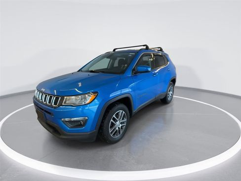 Used 2018 Jeep Compass Latitude w/ Popular Equipment Group image 4