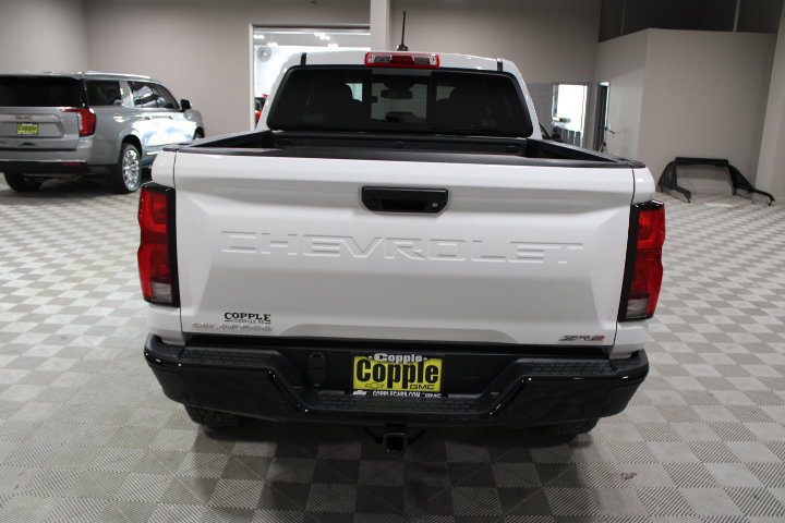 New 2026 Chevrolet Colorado ZR2 AWD/4WD image 10