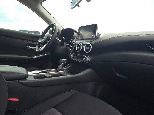 Used 2024 Nissan Sentra SR FWD image 19