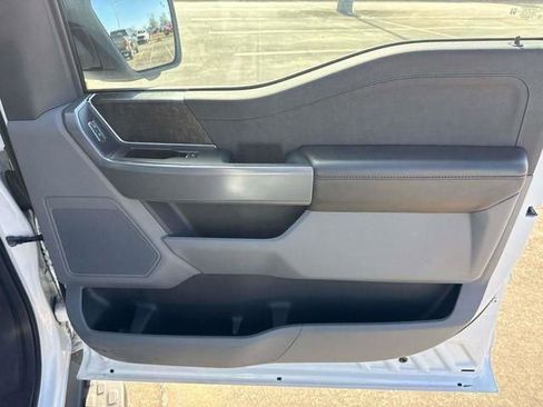 Used 2023 Ford F150 Lightning XLT image 22