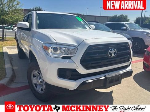 Used 2017 Toyota Tacoma SR w/ SR Convenience Package RWD image 1