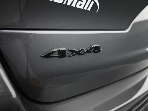 Used 2025 Jeep Grand Cherokee L Limited w/ Black Appearance Package image 35