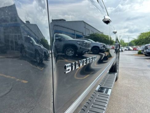 Used 2015 Chevrolet Silverado 1500 LTZ Z71 AWD/4WD image 14