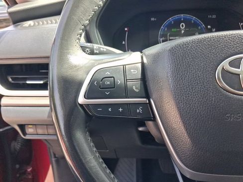 Used 2024 Toyota Grand Highlander AWD image 18