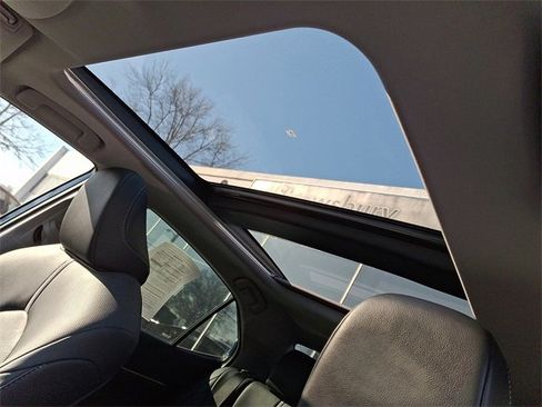 Used 2024 Toyota Camry XSE w/ Navigation Package image 14