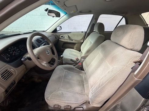 Used 2000 MAZDA Protege DX image 19