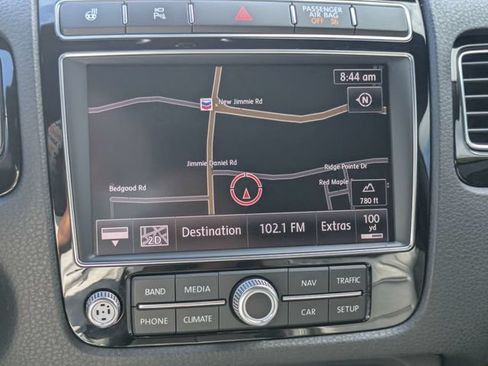 Used 2017 Volkswagen Touareg Wolfsburg Edition AWD/4WD image 26