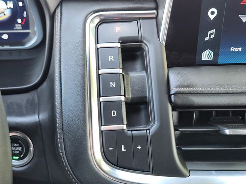 Used 2023 Chevrolet Suburban High Country AWD/4WD image 28