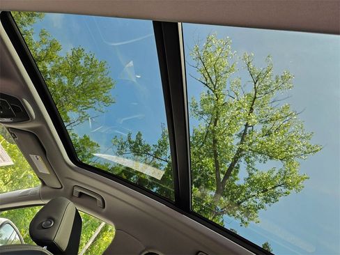 New 2025 Audi Q5 Premium Plus image 18