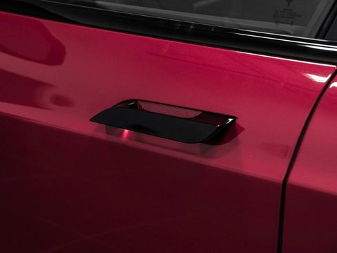 Used 2021 Tesla Model S Plaid image 54