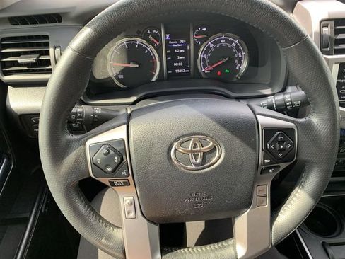 Used 2022 Toyota 4Runner Limited image 19