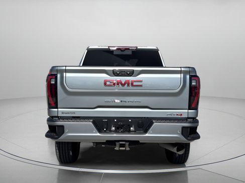 Used 2024 GMC Sierra 3500 AT4 w/ Technology Package image 4