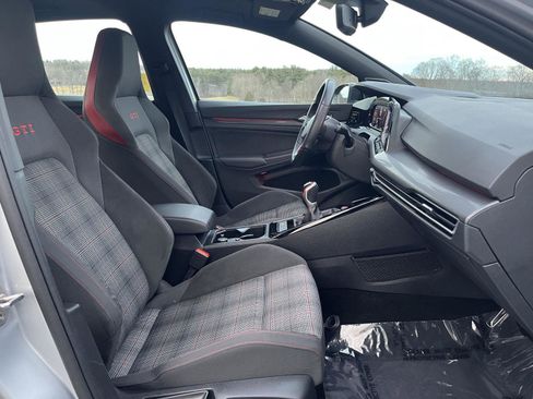 Used 2024 Volkswagen GTI SE image 29