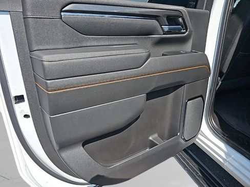 Used 2024 GMC Sierra 2500 AT4 w/ AT4 Premium Plus Package image 29