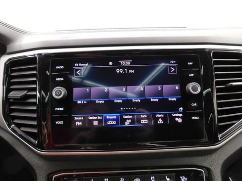 Used 2021 Volkswagen Atlas SEL Premium image 32