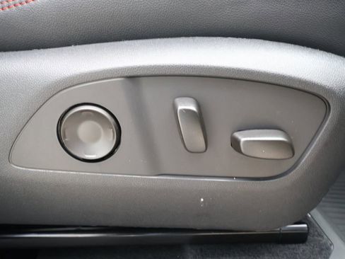 New 2026 Chevrolet Traverse RS w/ LPO, Floor Liner Package image 41