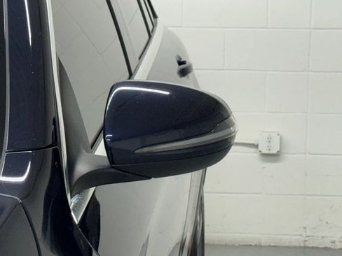 Used 2020 Mercedes-Benz GLC 300 image 13