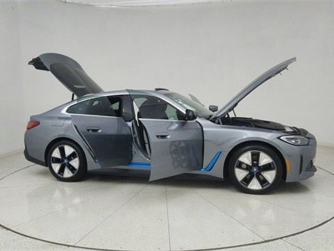 Used 2023 BMW i4 eDrive35 w/ Premium Package image 71