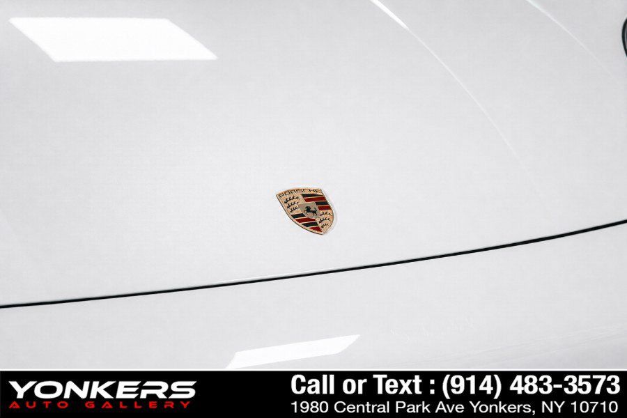 Used 2021 Porsche Cayenne AWD/4WD image 13