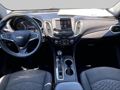 Used 2020 Chevrolet Equinox LT FWD image 14