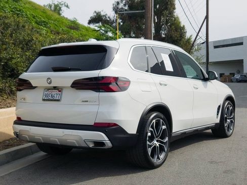 Used 2025 BMW X5 xDrive50e w/ Parking Assistance Package image 5