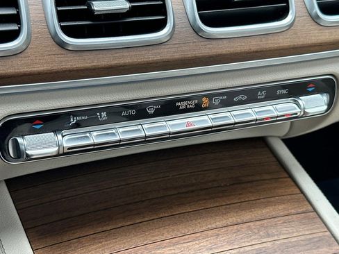 Used 2022 Mercedes-Benz GLE 350 4MATIC image 18