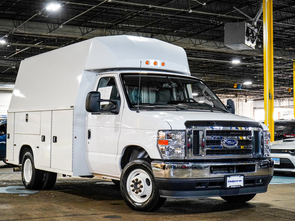 Used 2024 Ford E-350 and Econoline 350 Super Duty w/ Power Windows & Locks Group RWD image 1