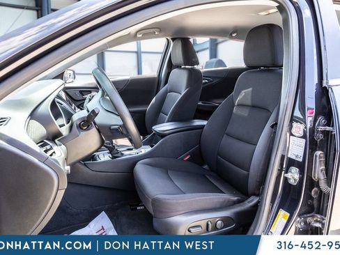 Used 2023 Chevrolet Malibu LT FWD image 17