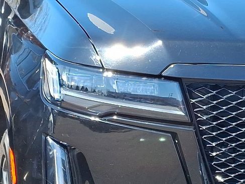Used 2023 Cadillac Escalade Sport image 8