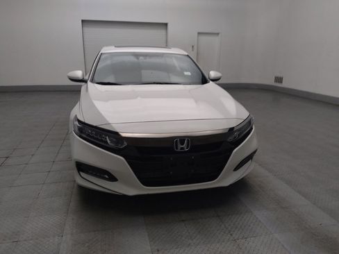 Used 2018 Honda Accord Sport image 14