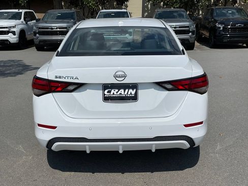Used 2025 Nissan Sentra SV FWD image 6