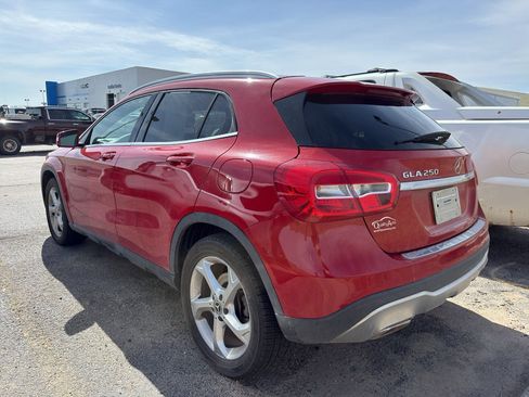 Used 2018 Mercedes-Benz GLA 250 image 2
