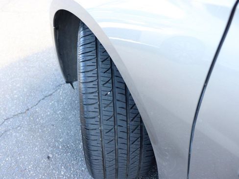 Used 2024 Chevrolet Malibu LT image 50