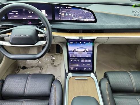 Used 2025 Lucid Air Grand Touring AWD/4WD image 35